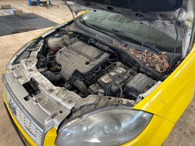 bontott FIAT LINEA Jobb A Oszlop Oldalablak Üveg