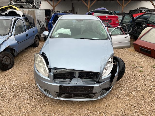 bontott FIAT LINEA Jobb A Oszlop Oldalablak Üveg