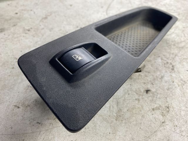 bontott FIAT LINEA Jobb első Ablakemelő Kapcsoló