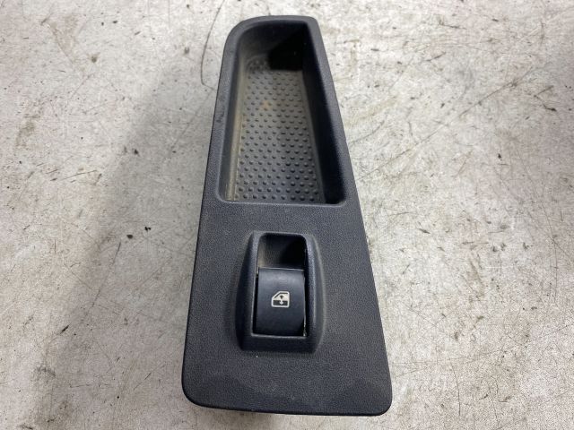 bontott FIAT LINEA Jobb első Ablakemelő Kapcsoló