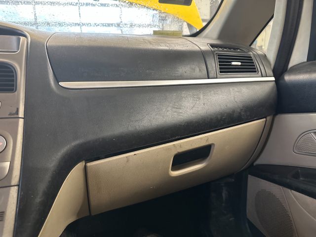 bontott FIAT LINEA Jobb első Oldal Lökhárító Tartó (Műanyag)