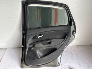 bontott FIAT LINEA Jobb hátsó Ajtó (Részeivel)