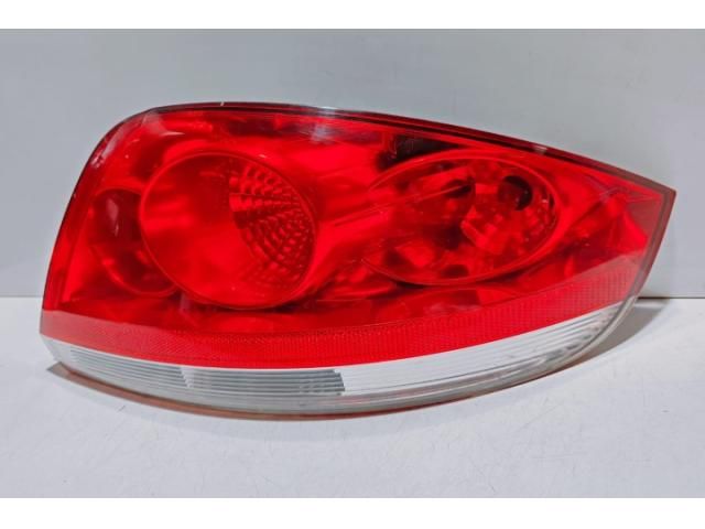 bontott FIAT LINEA Jobb Hátsó Lámpa