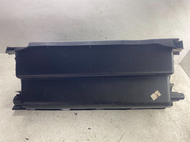 bontott FIAT LINEA Kesztyűtartó