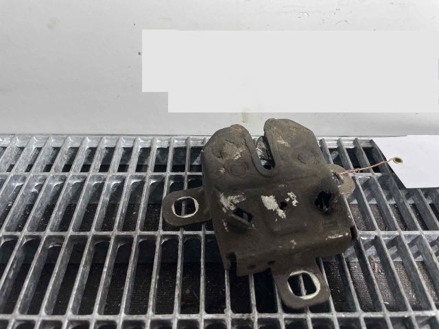 bontott FIAT LINEA Motorháztető Zárszerkezet