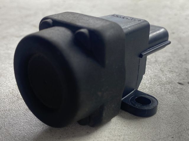 bontott FIAT LINEA Üzemanyag Elzáró Szelep