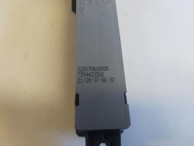 bontott FIAT LINEA Vészvillogó Kapcsoló