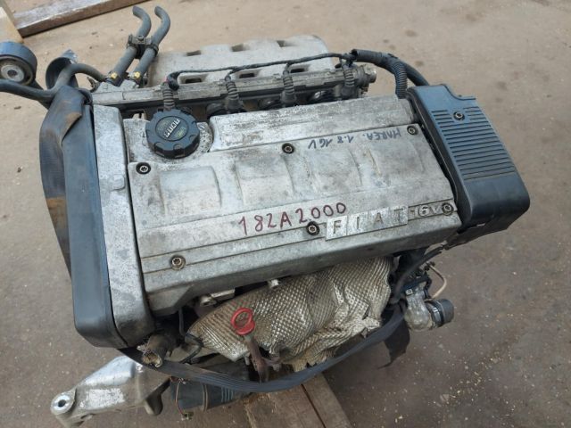 bontott FIAT MAREA Motor (Fűzött blokk hengerfejjel)