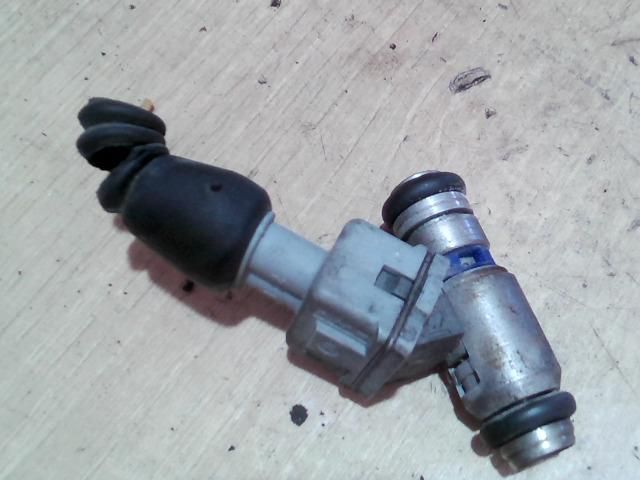 bontott FIAT MAREA Porlasztó (1 db)