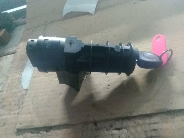 bontott FIAT MAREA Gyújtáskapcsoló Házzal