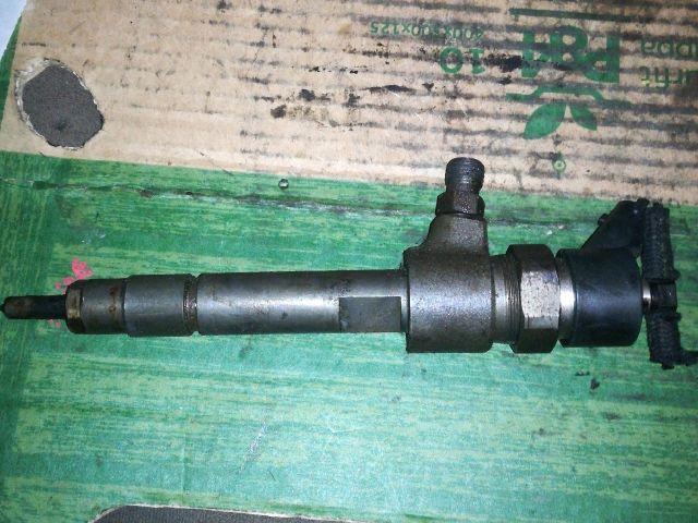 bontott FIAT MAREA Porlasztó (1 db)