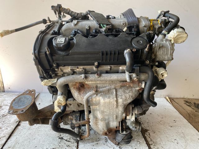 bontott FIAT MAREA Motor (Fűzött blokk hengerfejjel)