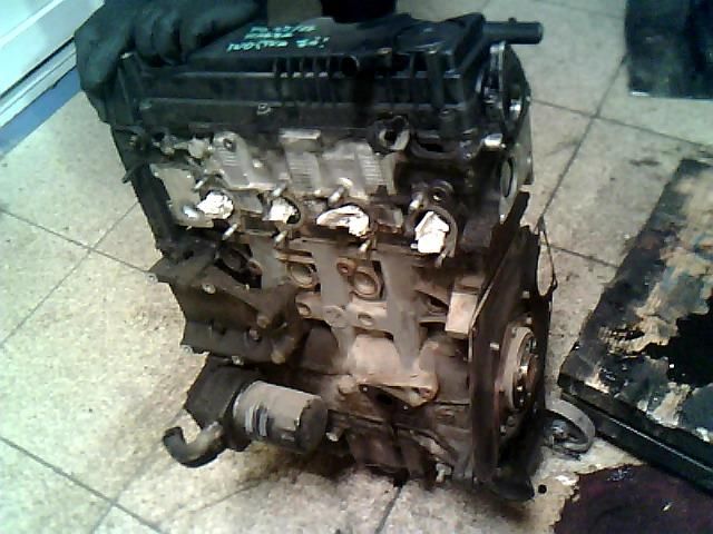 bontott FIAT MAREA Motor (Fűzött blokk hengerfejjel)