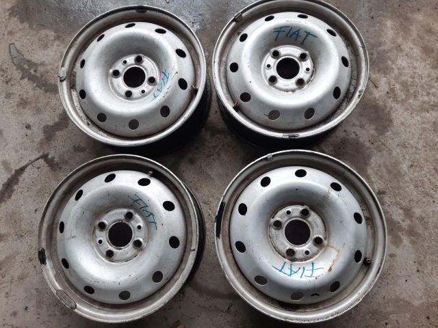 bontott FIAT MAREA Acélfelni Szett Gumival