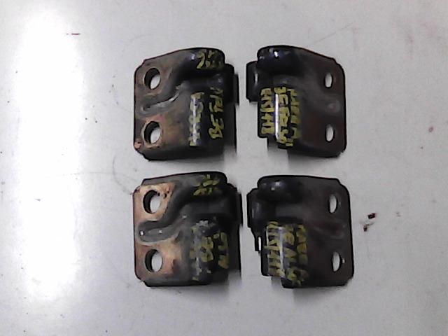 bontott FIAT MAREA Bal első Zsanér