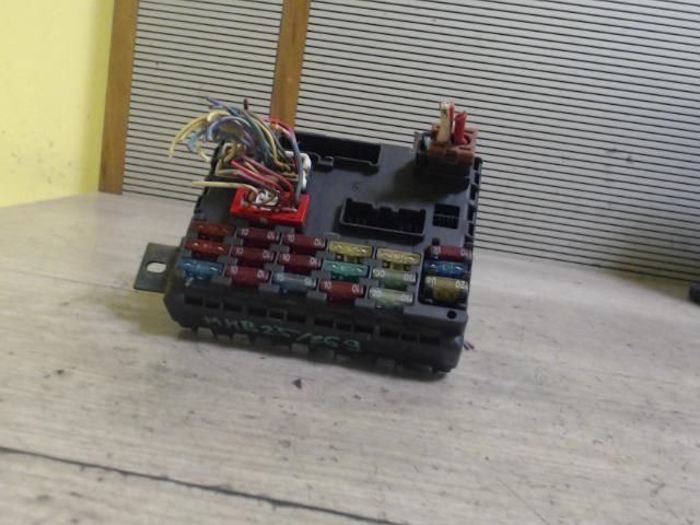 bontott FIAT MAREA Biztosítéktábla Utastér