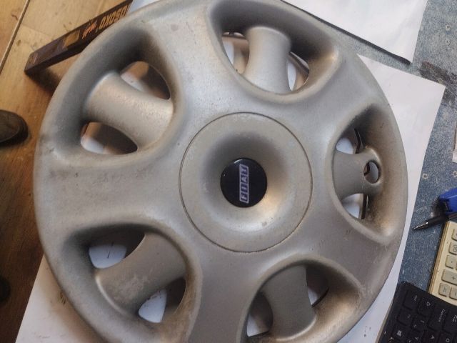 bontott FIAT MAREA Dísztárcsa (1 db)