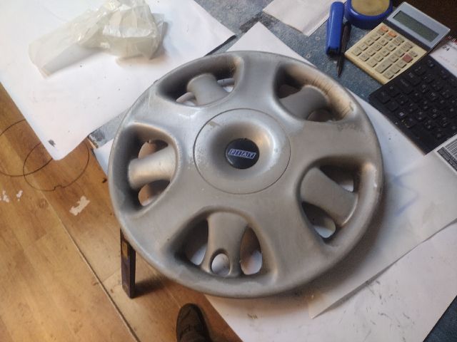 bontott FIAT MAREA Dísztárcsa (1 db)