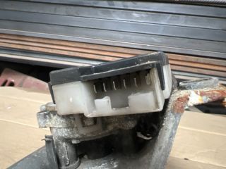 bontott FIAT MAREA Első Ablaktörlő Szerkezet Motorral