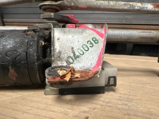 bontott FIAT MAREA Első Ablaktörlő Szerkezet Motorral