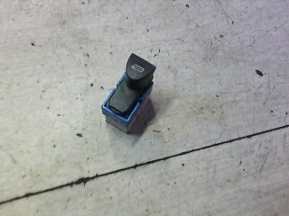 bontott FIAT MAREA Jobb első Ablakemelő Kapcsoló