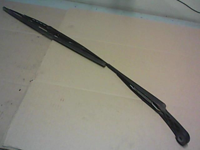 bontott FIAT MAREA Jobb első Ablaktörlő Kar