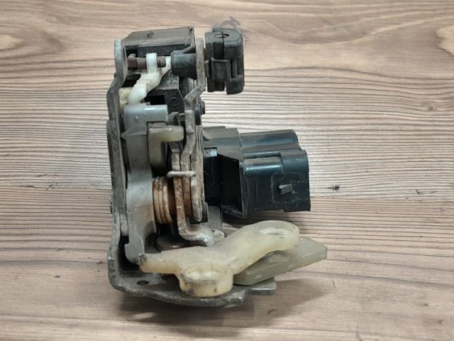 bontott FIAT MAREA Jobb első Ajtózár