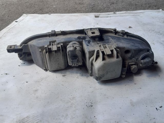 bontott FIAT MAREA Jobb Fényszóró