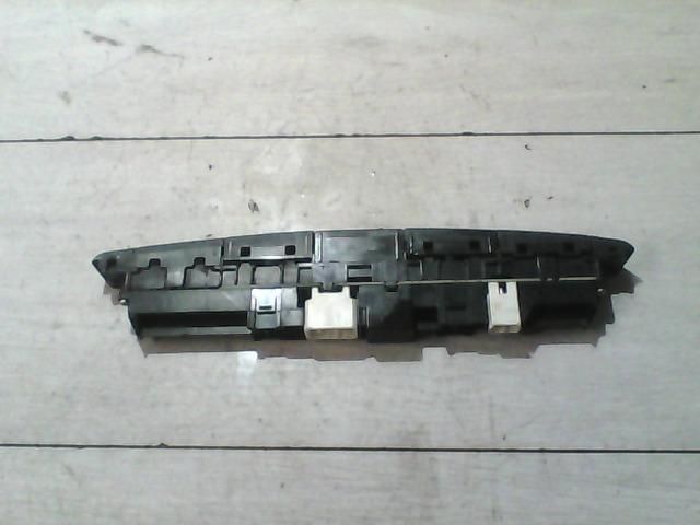 bontott FIAT MAREA Kapcsoló (Magában)