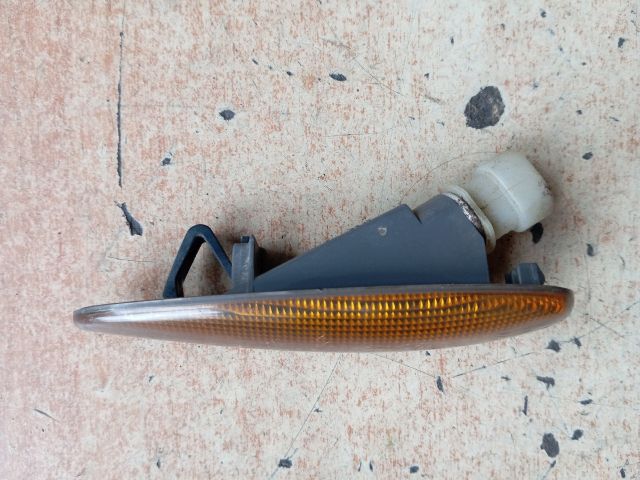 bontott FIAT MAREA Sárvédő Irányjelző (Pozíciófüggetlen)