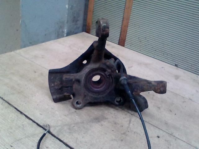 bontott FIAT MULTIPLA Bal első Csonkállvány Kerékaggyal