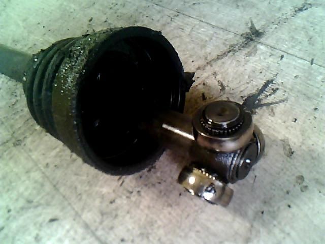 bontott FIAT MULTIPLA Bal Féltengely