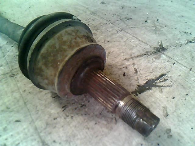 bontott FIAT MULTIPLA Bal Féltengely