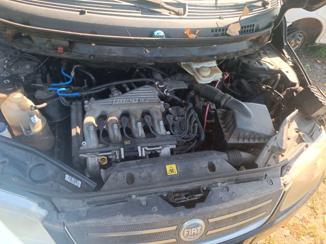 bontott FIAT MULTIPLA Biztosítéktábla Motortér