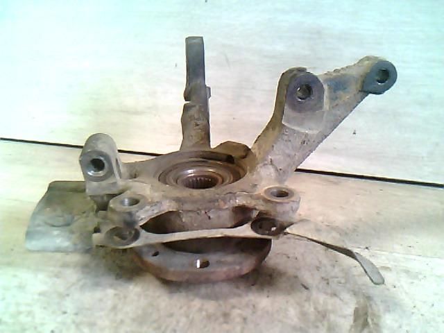 bontott FIAT MULTIPLA Bal első Csonkállvány Kerékaggyal