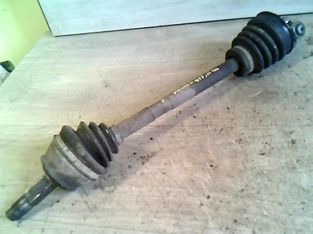 bontott FIAT MULTIPLA Bal Féltengely