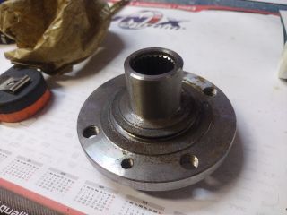 bontott FIAT MULTIPLA Első Kerékagy (Pozíciófüggetlen)