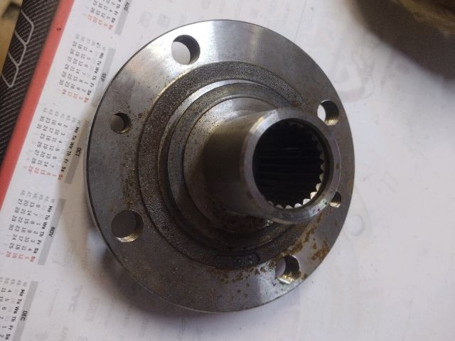 bontott FIAT MULTIPLA Első Kerékagy (Pozíciófüggetlen)