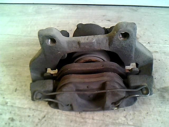 bontott FIAT MULTIPLA Jobb első Féknyereg Munkahengerrel