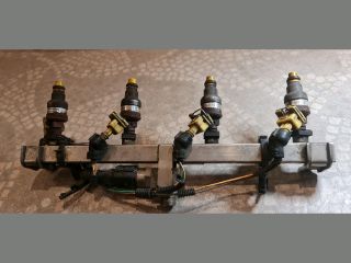 bontott FIAT MULTIPLA Porlasztó Sor / Híd