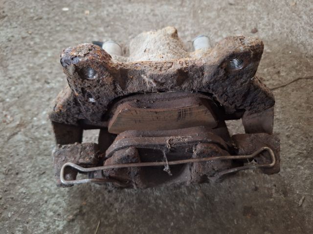 bontott FIAT MULTIPLA Bal első Féknyereg Munkahengerrel