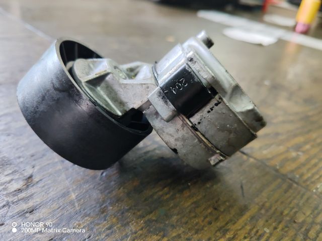 bontott FIAT MULTIPLA Szíjfeszítő Görgő