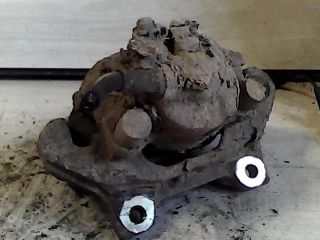 bontott FIAT MULTIPLA Bal első Féknyereg Munkahengerrel