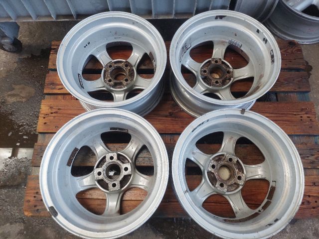 bontott FIAT MULTIPLA Alufelni Szett