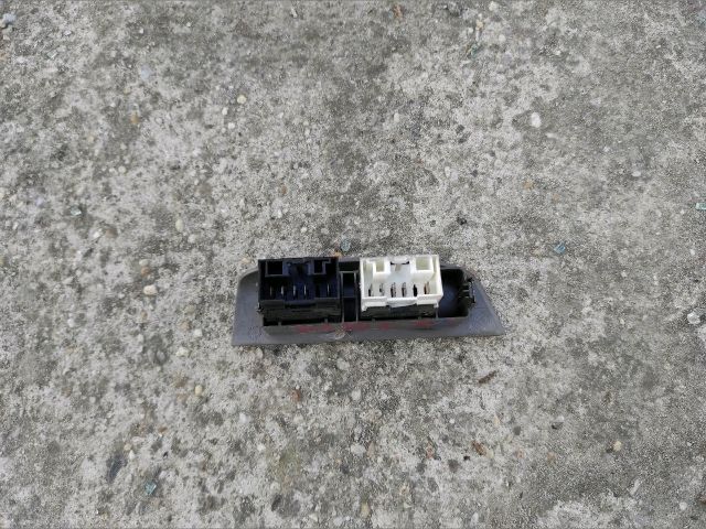 bontott FIAT MULTIPLA Bal első Ablakemelő Kapcsoló