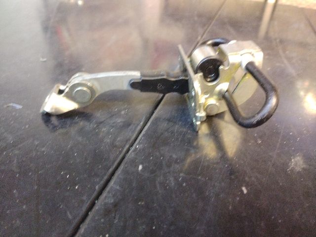 bontott FIAT MULTIPLA Bal első Ajtóhatároló