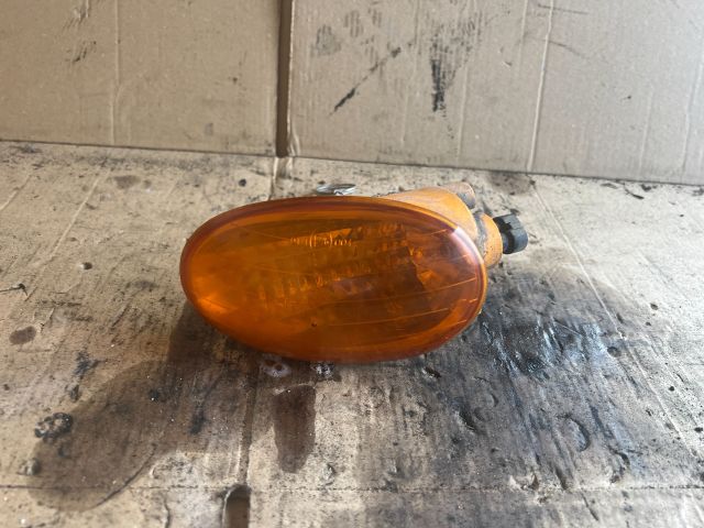 bontott FIAT MULTIPLA Bal első Irányjelző