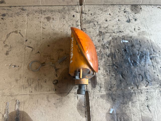 bontott FIAT MULTIPLA Bal első Irányjelző