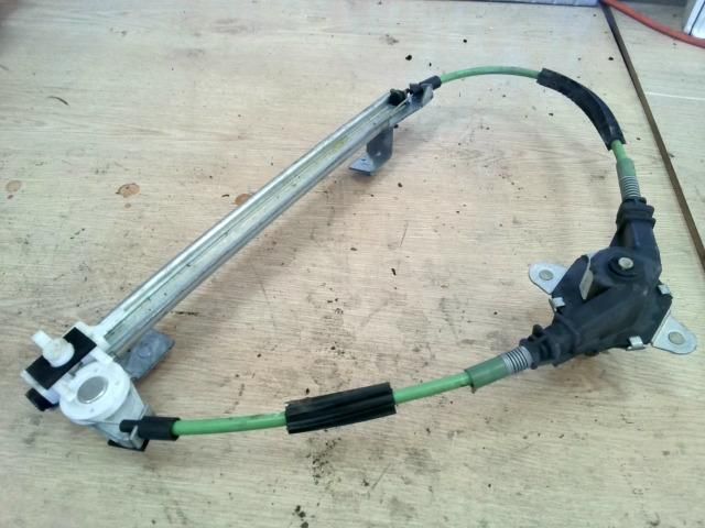 bontott FIAT MULTIPLA Bal hátsó Ablakemelő Szerkezet (Mechanikus)