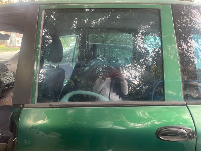 bontott FIAT MULTIPLA Bal hátsó Ajtó (Üres lemez)